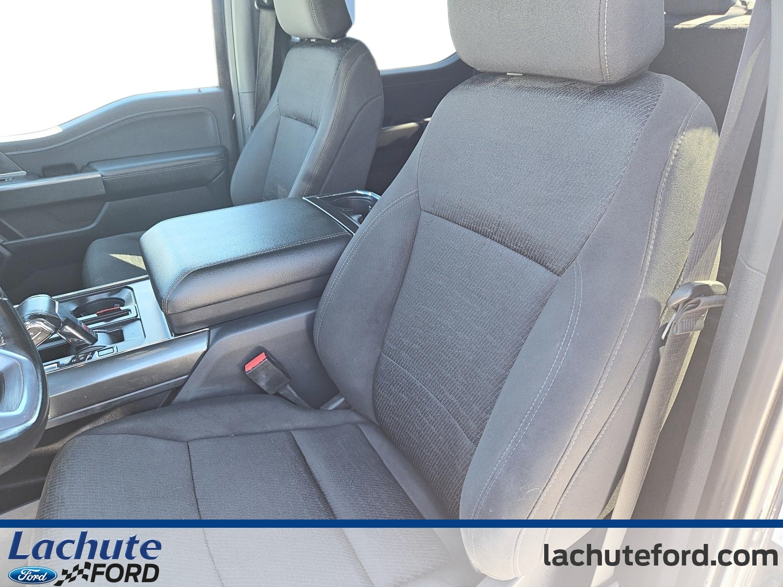 2023 Ford F-150 - Image 532