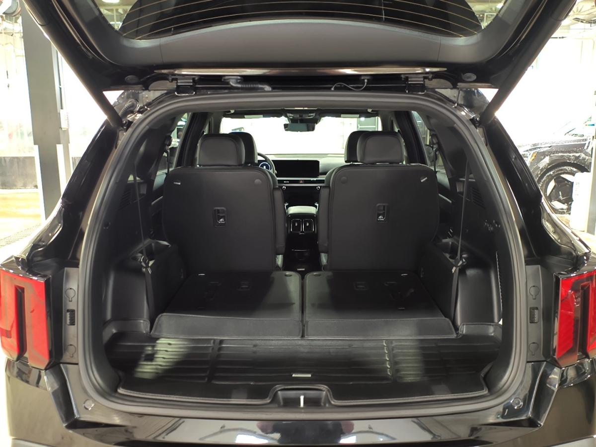 2025 Kia Sorento - Image 276