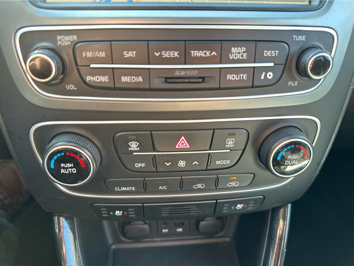 2015 Kia Sorento - Image 108
