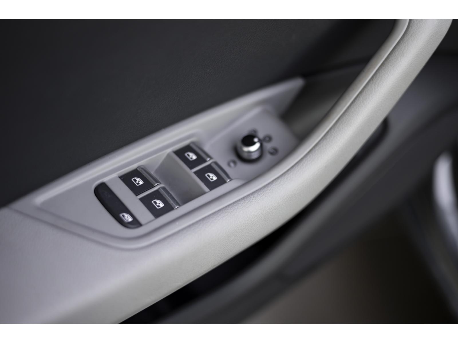 2017 Audi A4 - Image 116
