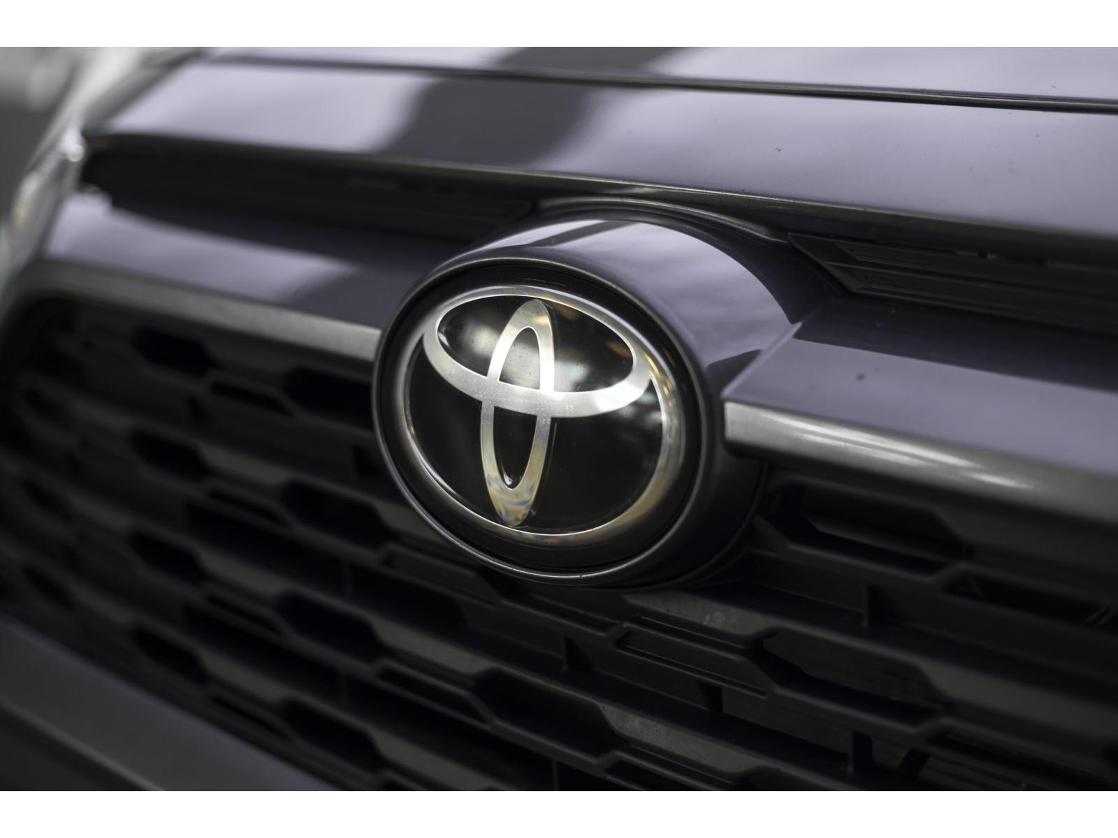 2023 Toyota RAV4 - Image 95