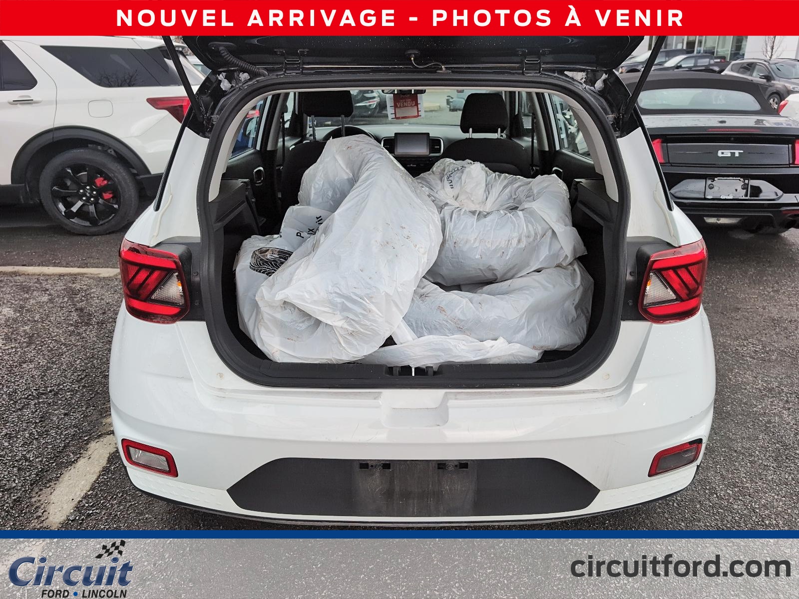 2021 Hyundai Venue - Image 36