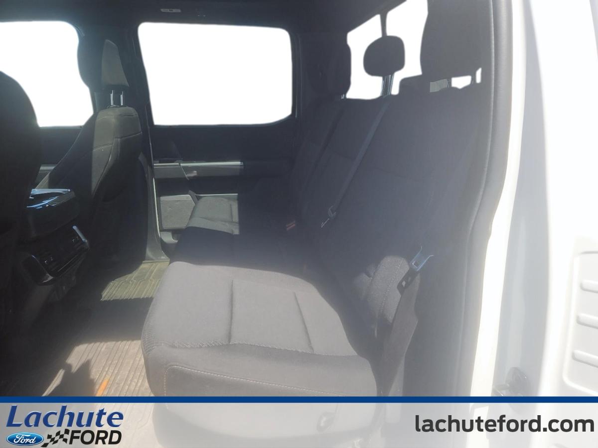 2022 Ford F-150 - Image 30