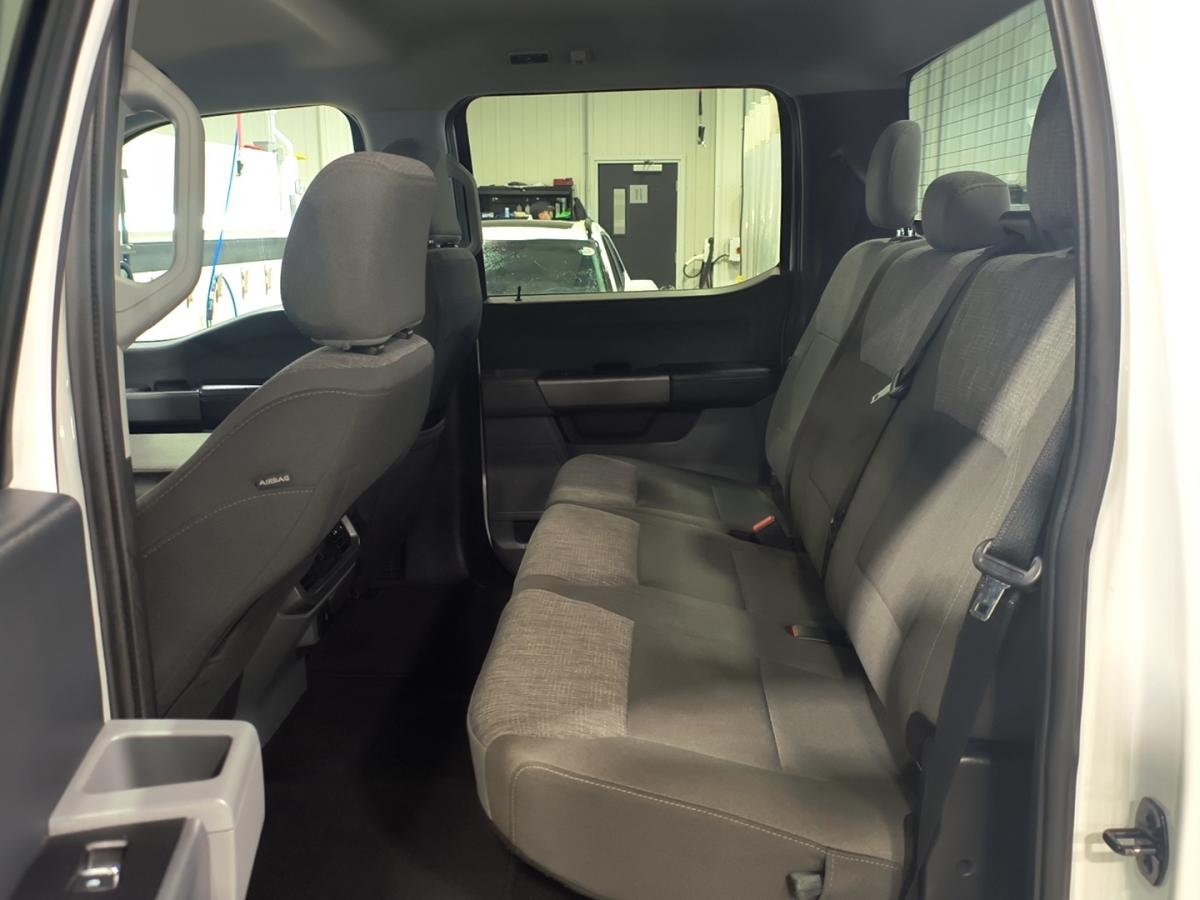 2022 Ford F-150 - Image 632