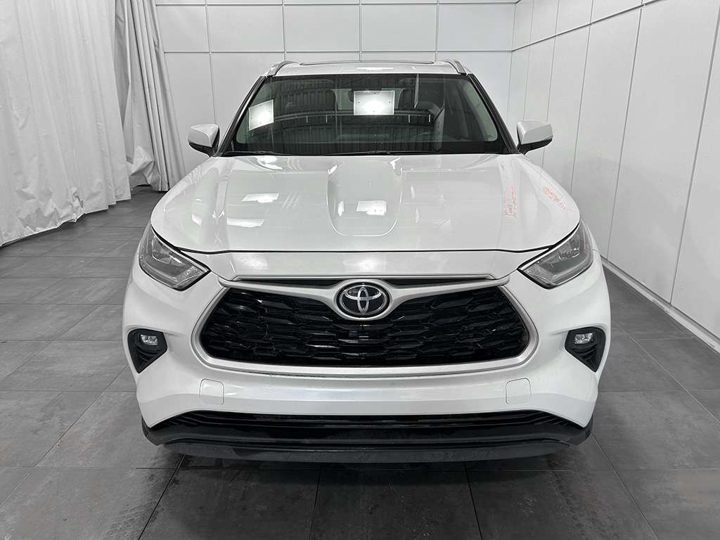 2023 Toyota Highlander - Image 5