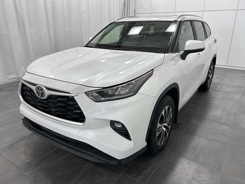 2023 Toyota Highlander - Image 6