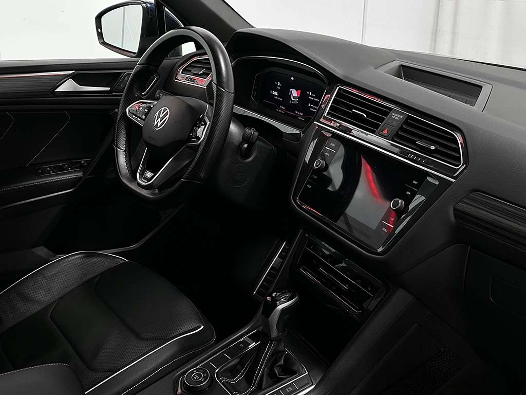 2023 Volkswagen Tiguan - Image 52