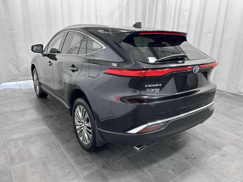 2022 Toyota Venza - Image 60