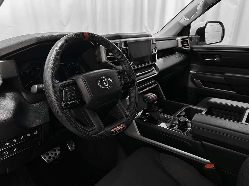 2023 Toyota Tundra - Image 12