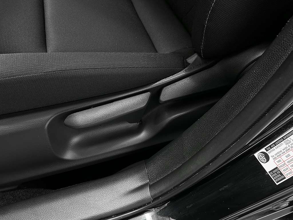 2024 Toyota Corolla - Image 41