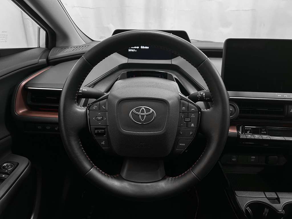 2024 Toyota Prius Prime - Image 15