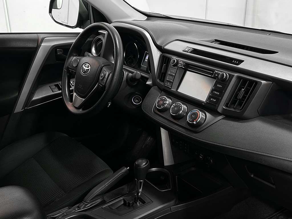2017 Toyota Rav4 - Image 48