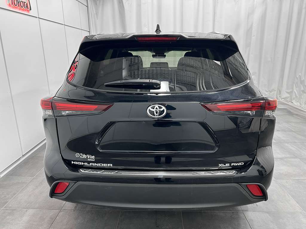 2024 Toyota Highlander - Image 16