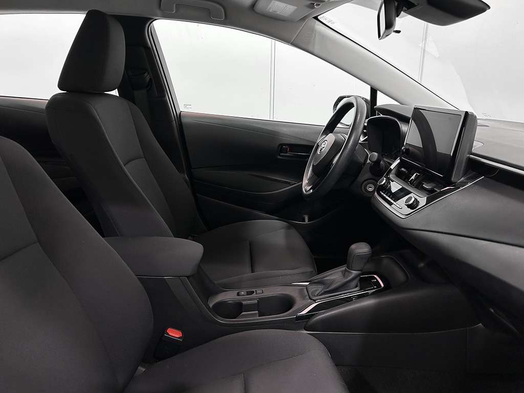 2024 Toyota Corolla - Image 30