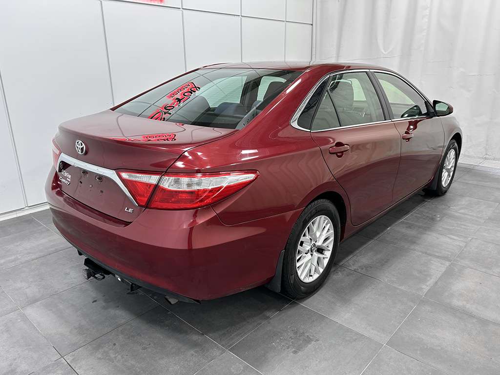 2017 Toyota Camry - Image 33