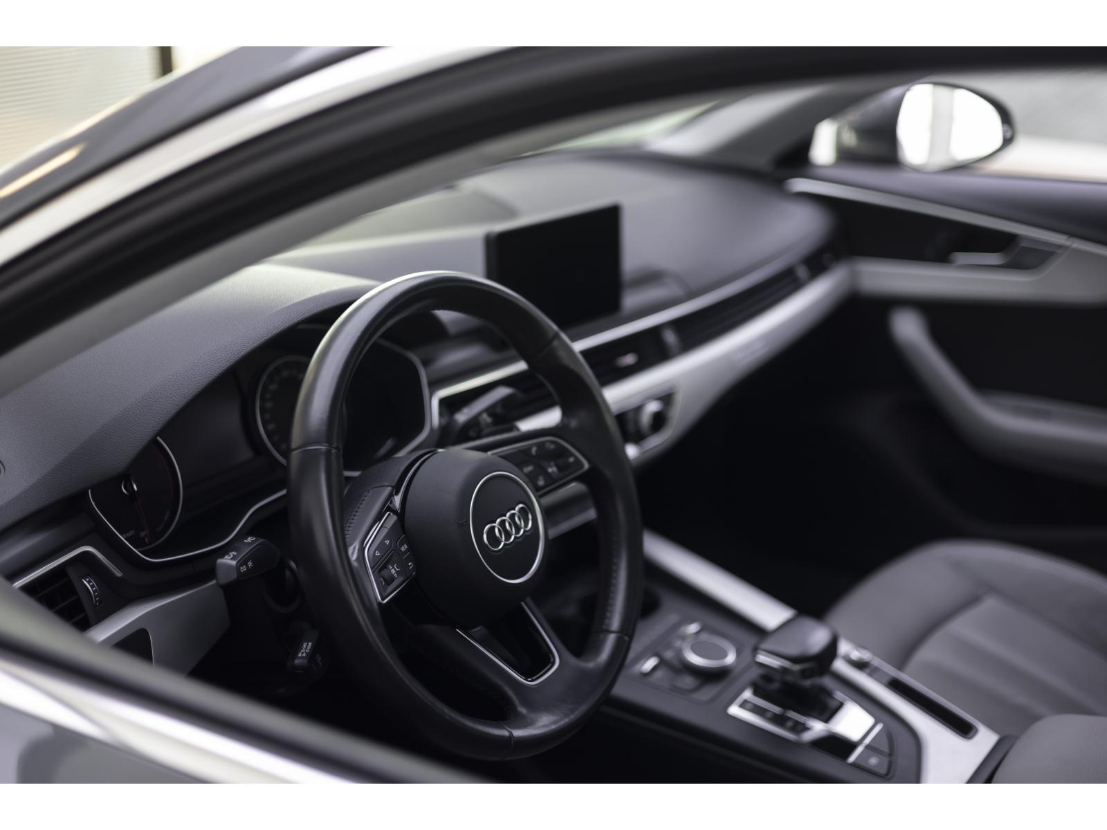 2017 Audi A4 - Image 137