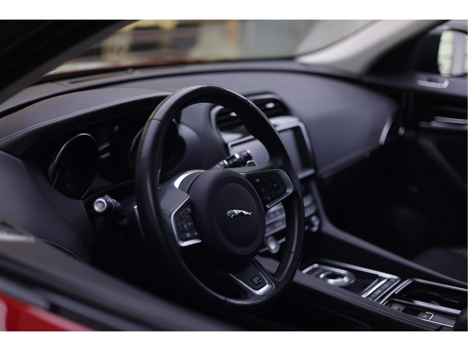 2019 Jaguar F-Pace - Image 299