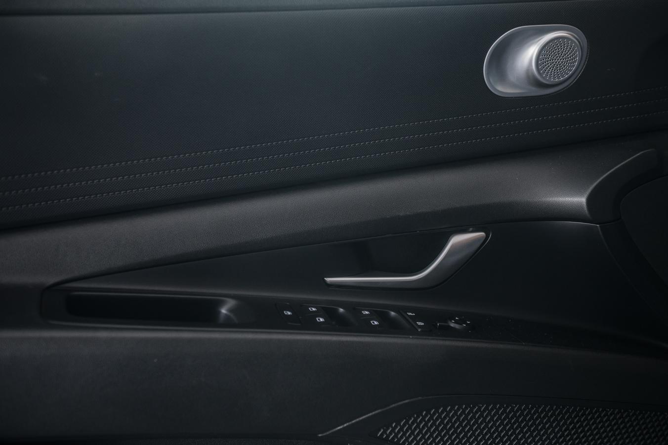 2022 Hyundai Elantra - Image 619