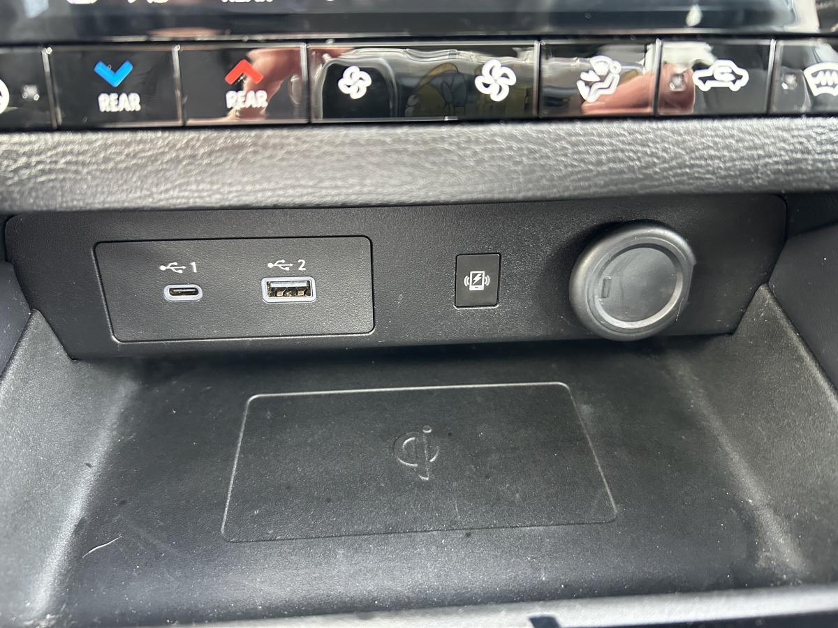 2024 Mitsubishi Outlander - Image 540