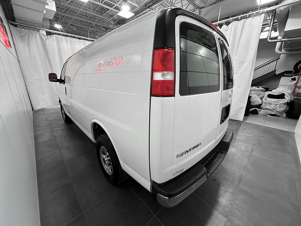 2023 Gmc Savana Cargo - Image 60
