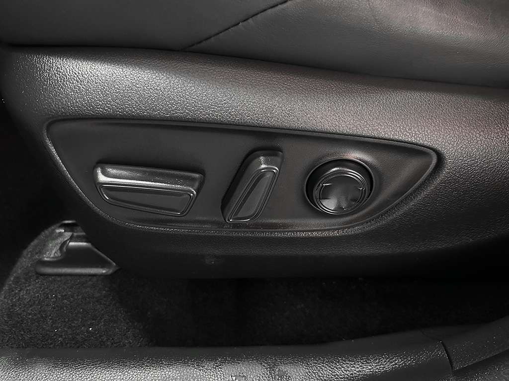 2022 Toyota Rav4 Prime - Image 37