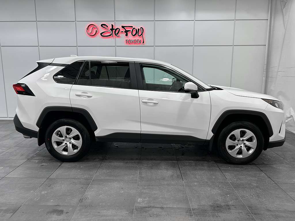 2025 Toyota Rav4 - Image 58