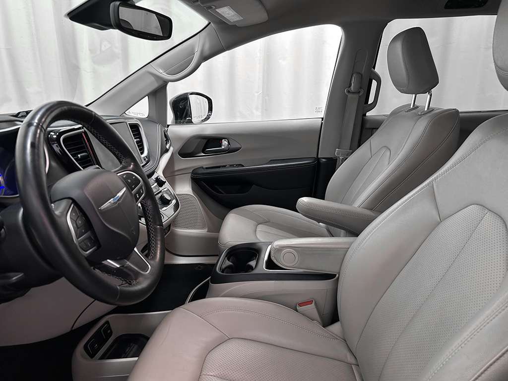 2021 Chrysler Pacifica - Image 68