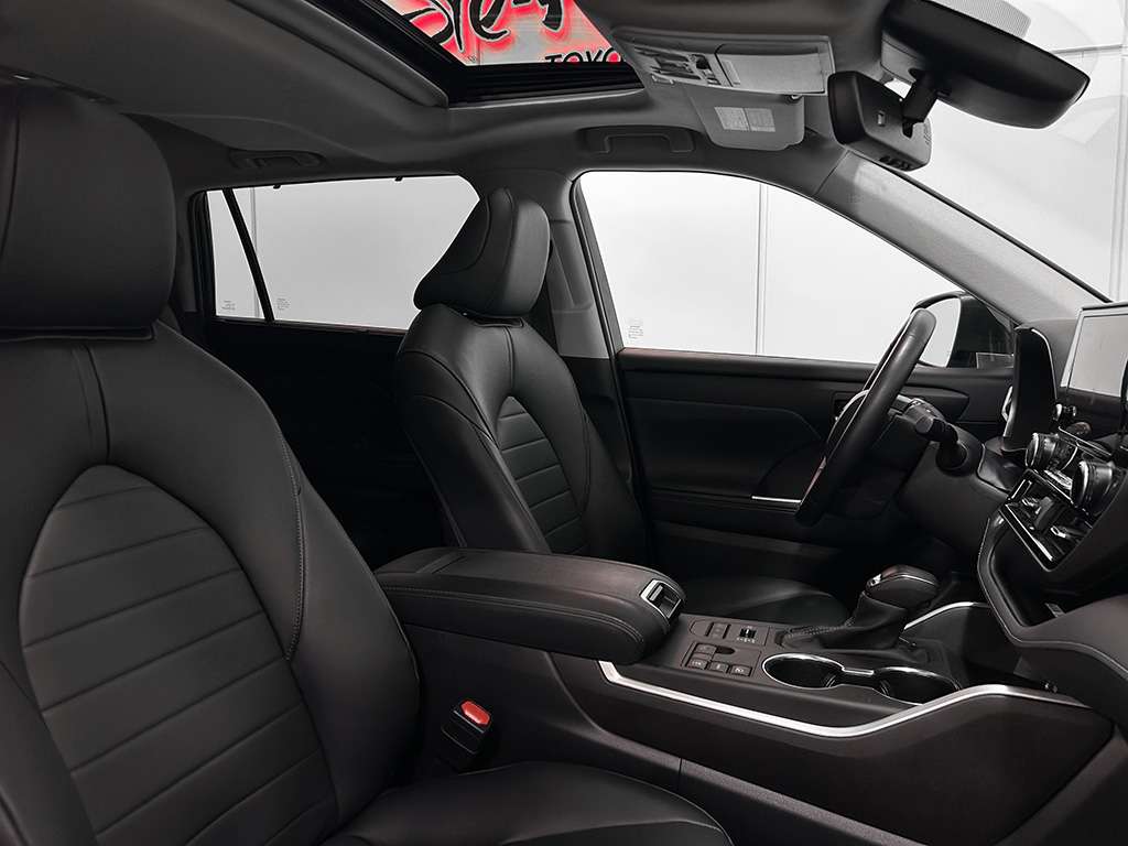 2024 Toyota Highlander - Image 53