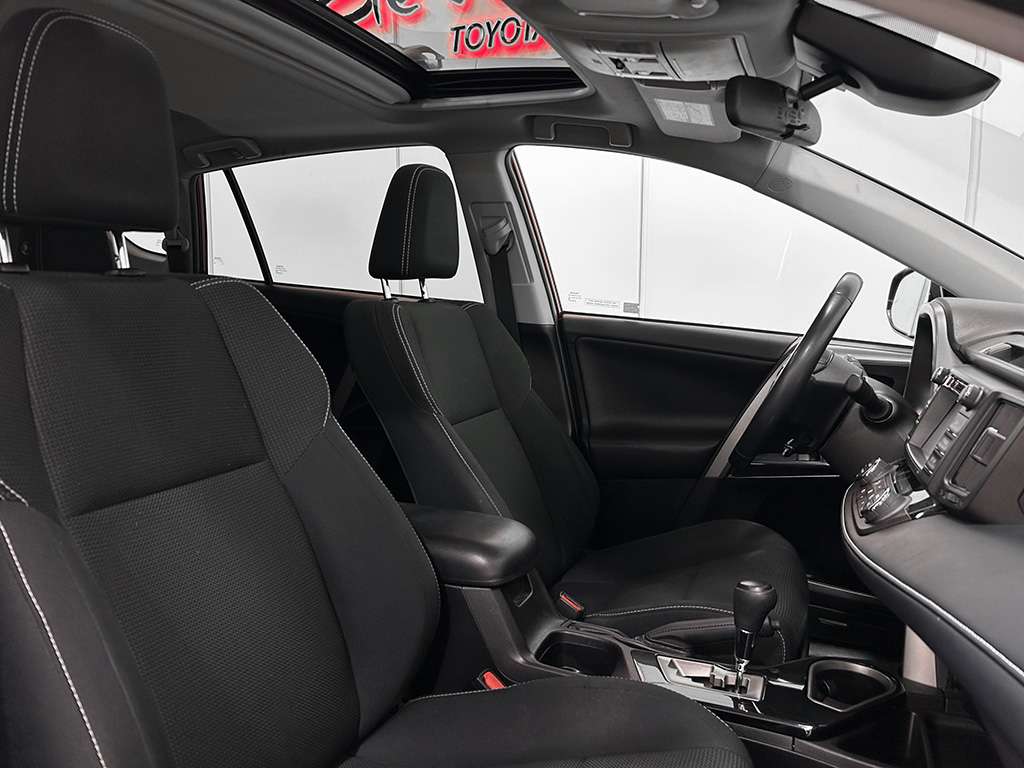 2018 Toyota Rav4 - Image 67