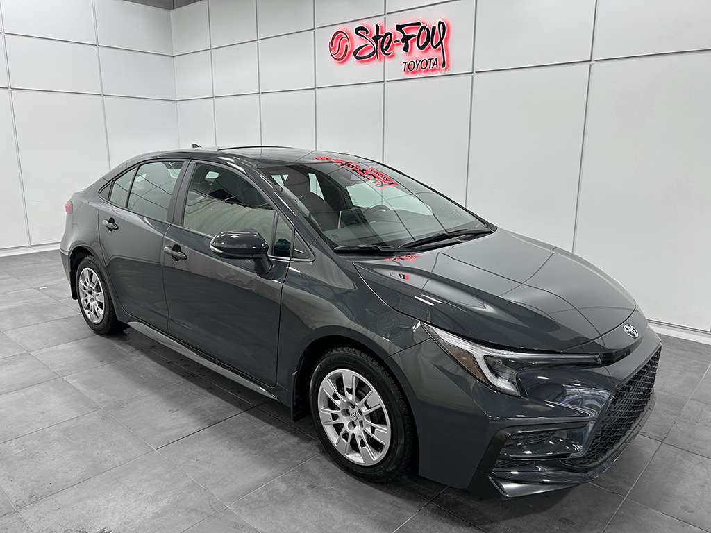 2025 Toyota Corolla - Image 25