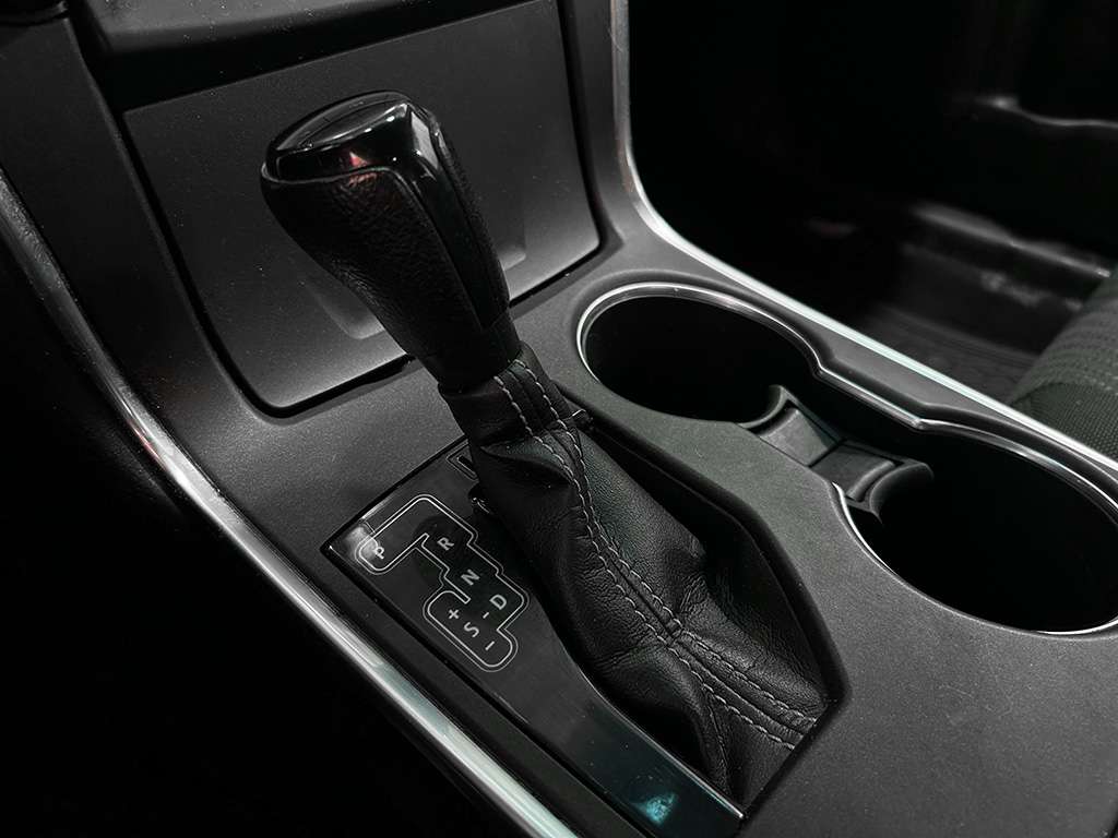 2017 Toyota Camry - Image 59