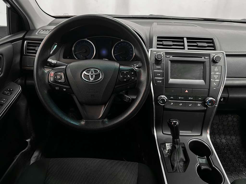 2017 Toyota Camry - Image 62