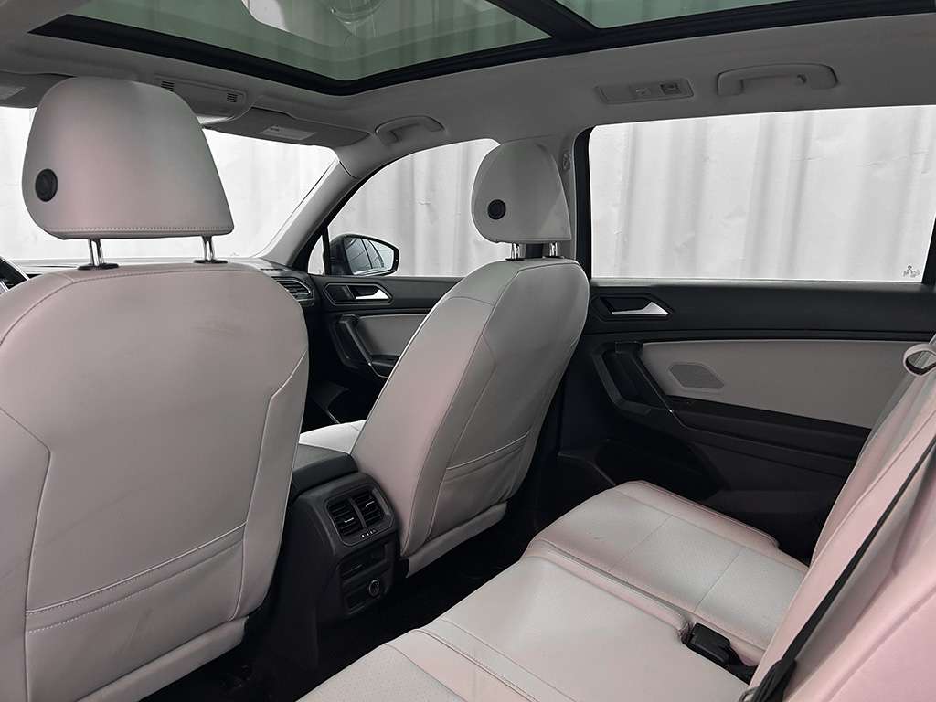 2020 Volkswagen Tiguan - Image 69