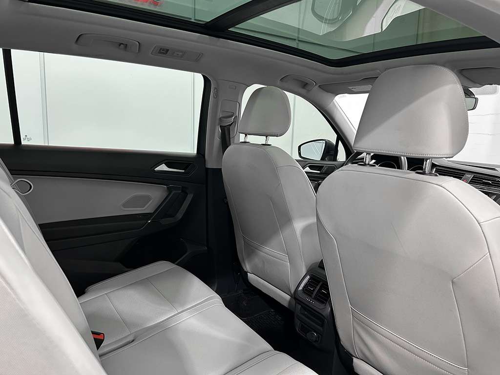 2020 Volkswagen Tiguan - Image 71