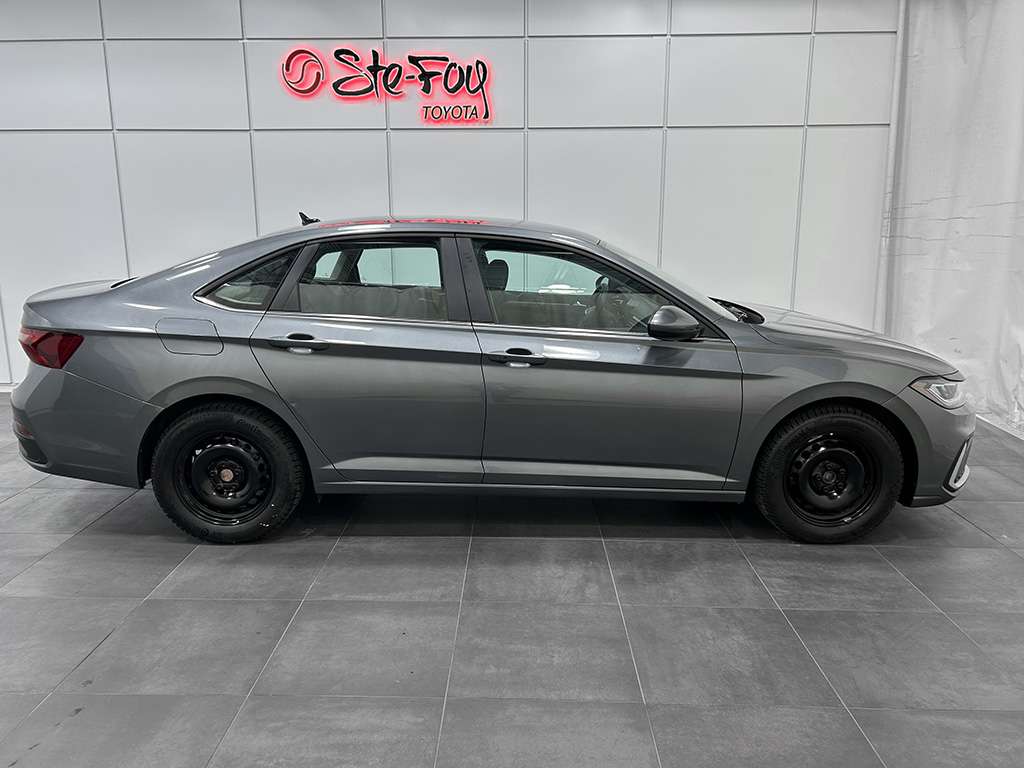 2025 Volkswagen Jetta - Image 57
