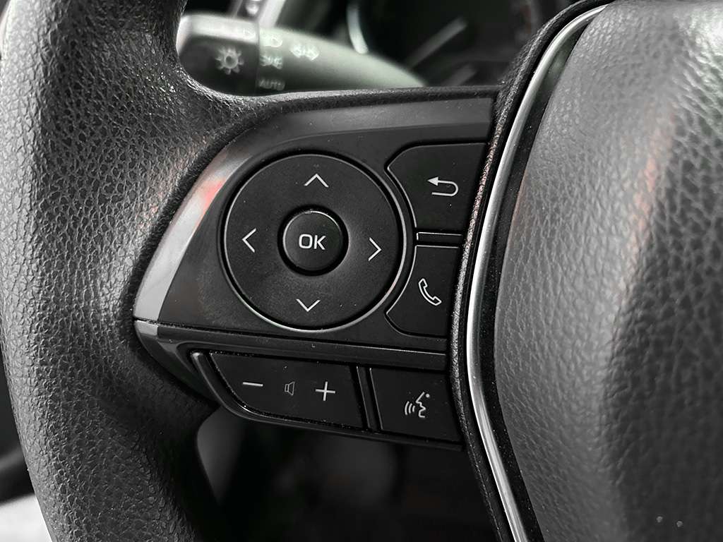 2019 Toyota Camry - Image 55