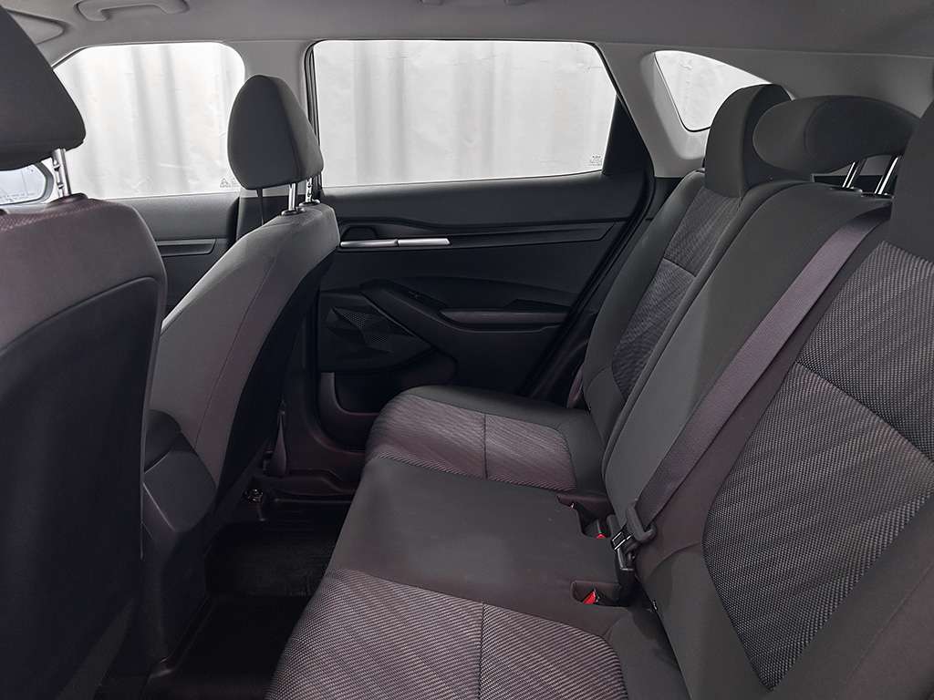 2023 Kia Seltos - Image 20
