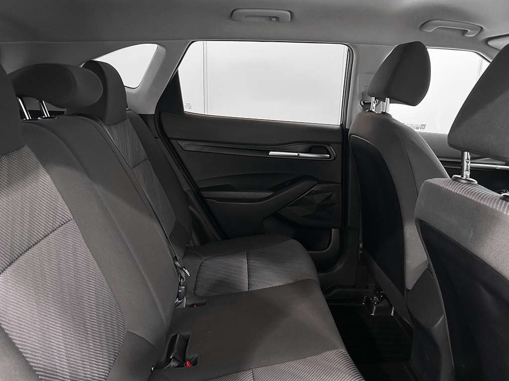 2023 Kia Seltos - Image 22