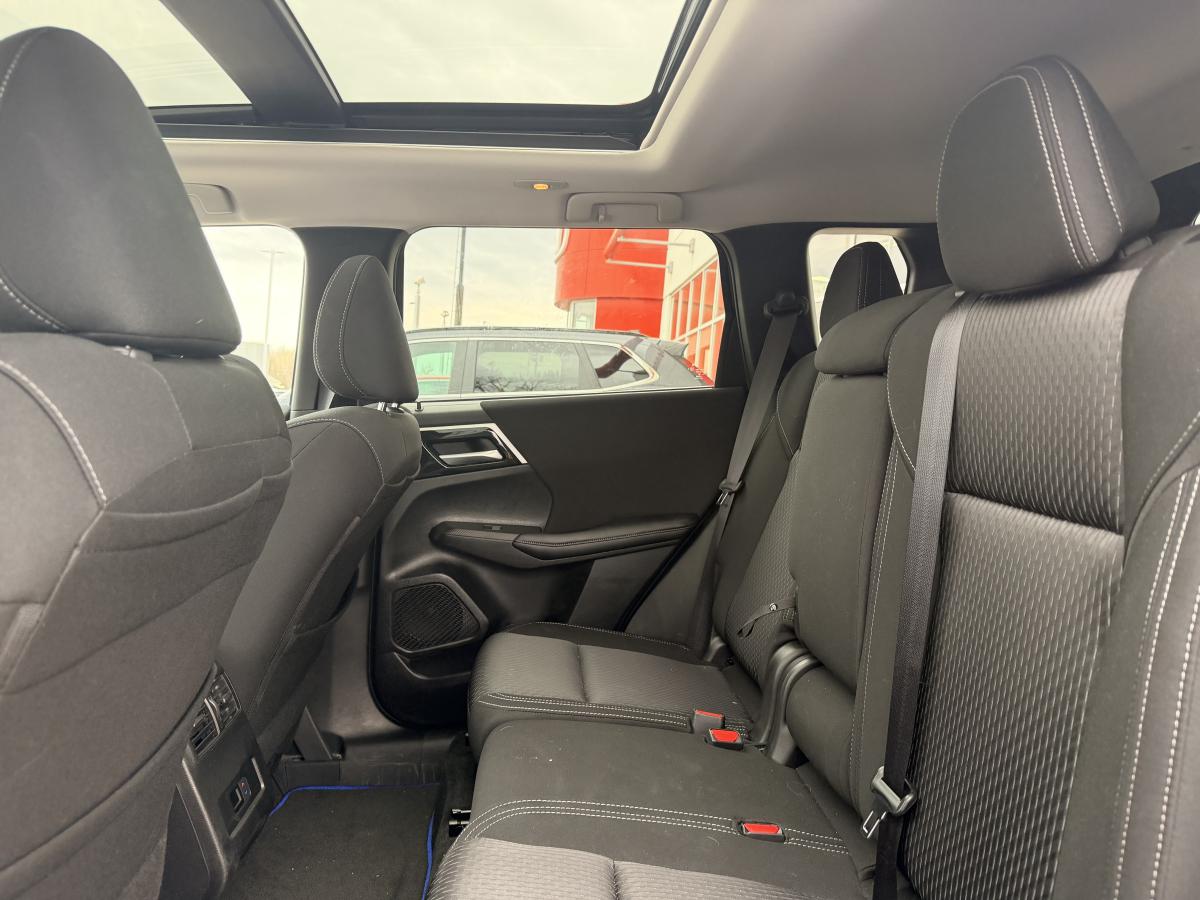 2025 Mitsubishi Outlander PHEV - Image 179