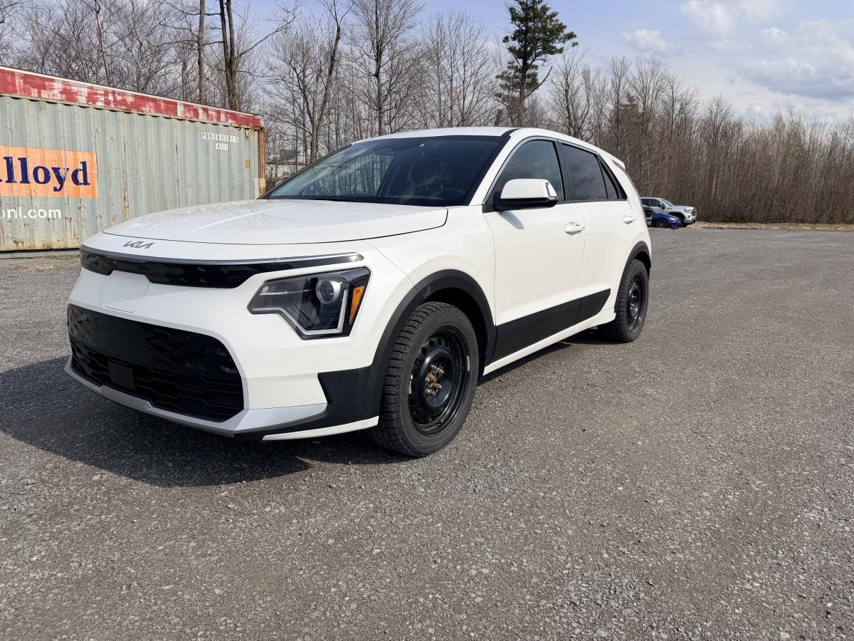 2023 Kia Niro EV - Image 25