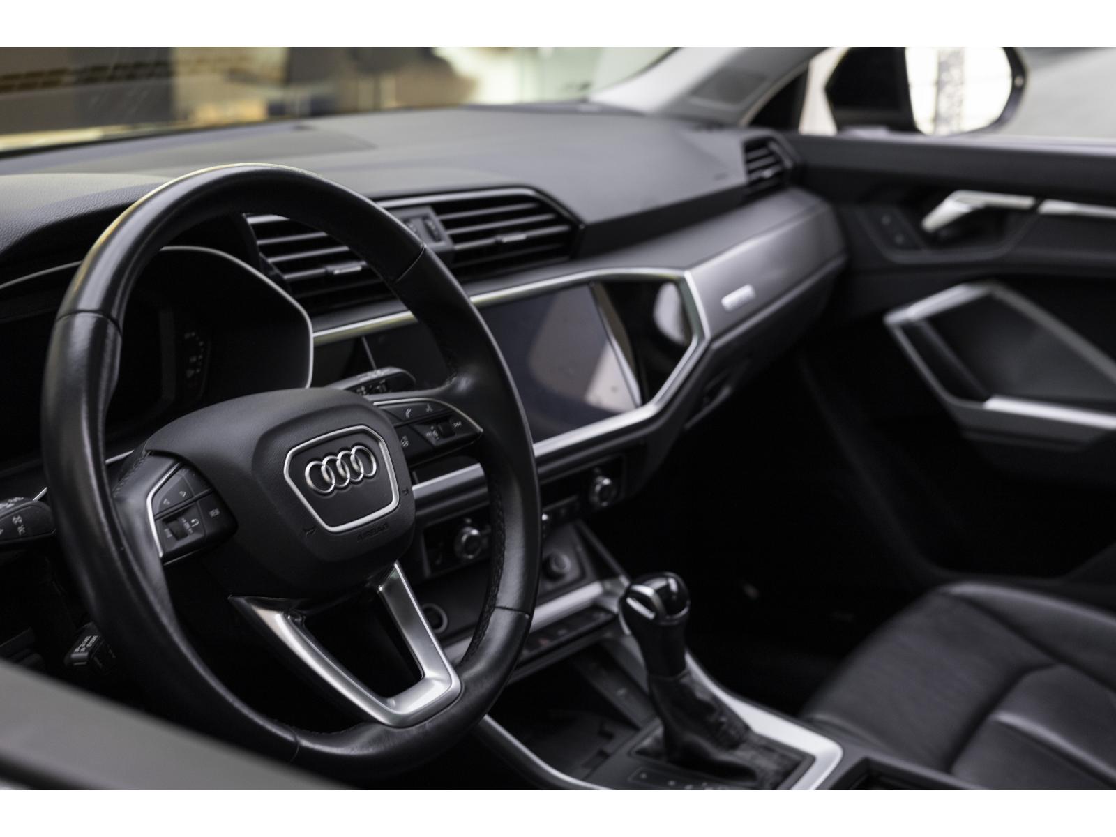 2023 Audi Q3 - Image 18