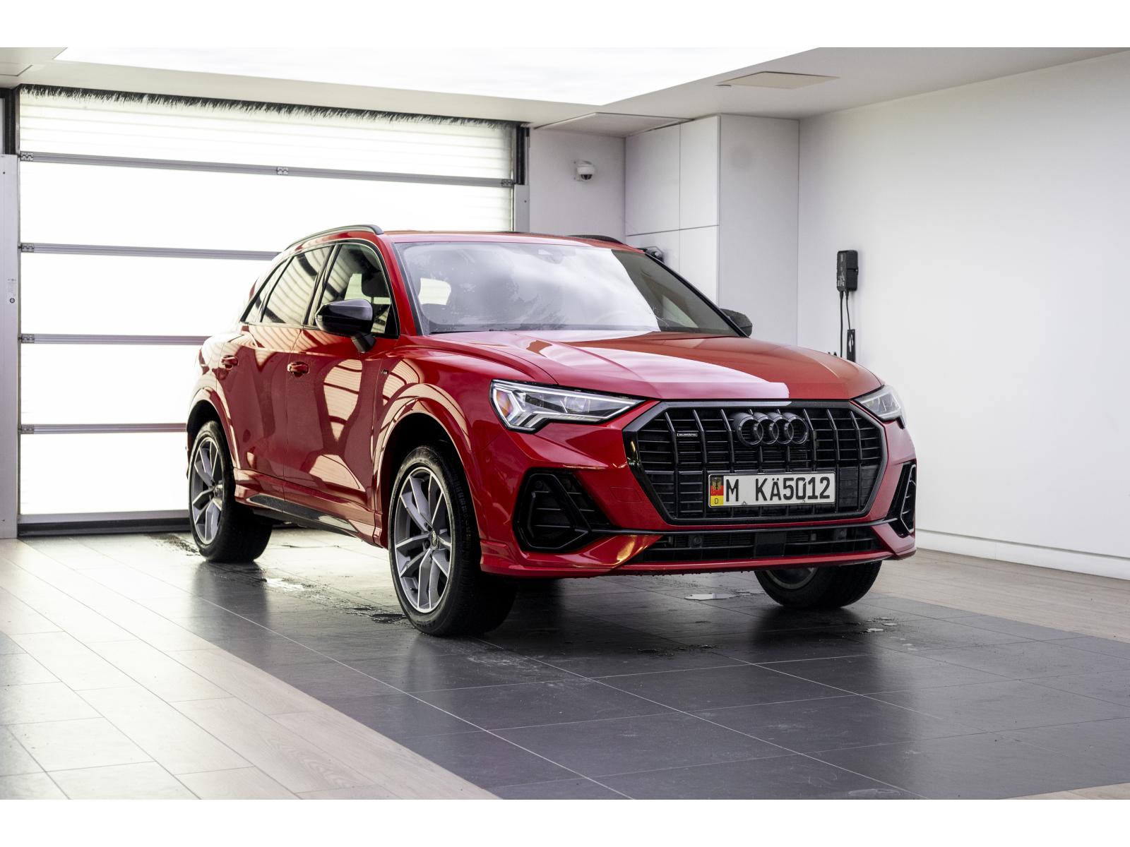 2024 Audi Q3 - Image 4