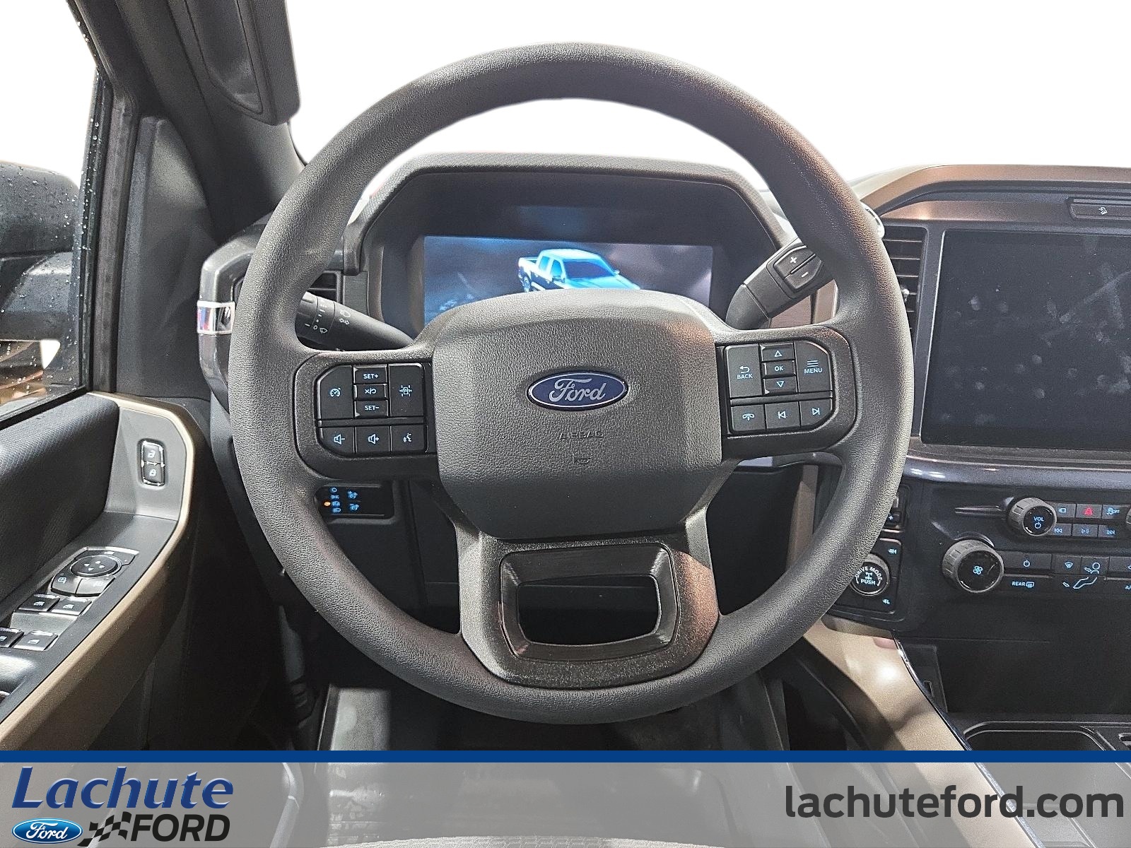 2025 Ford F-150 - Image 601