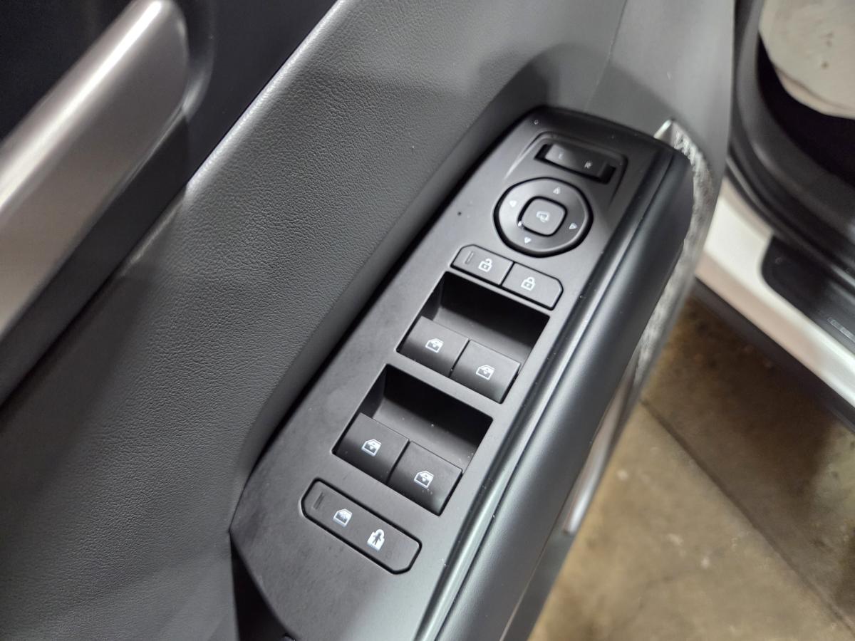 2026 Kia EV9 - Image 602