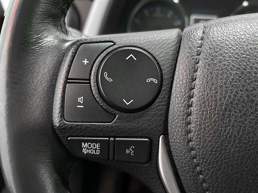 2018 Toyota Rav4 - Image 76