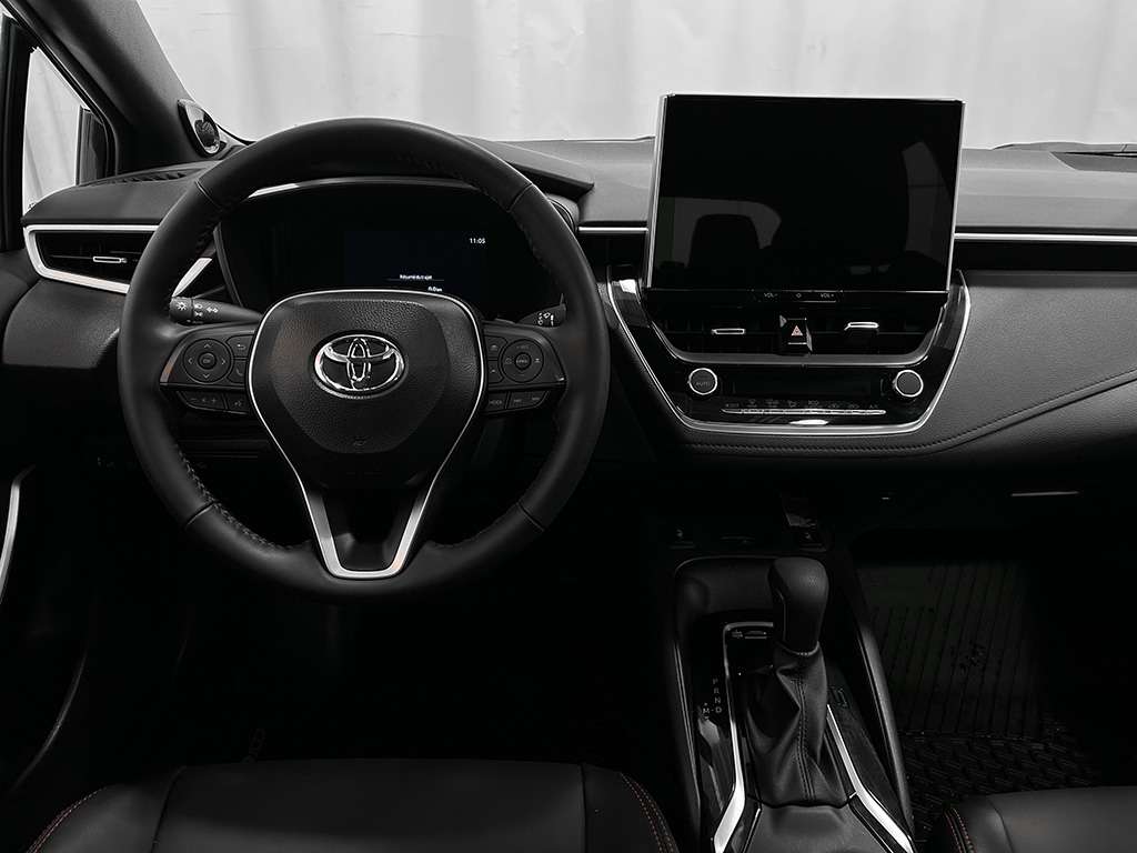 2025 Toyota Corolla - Image 63