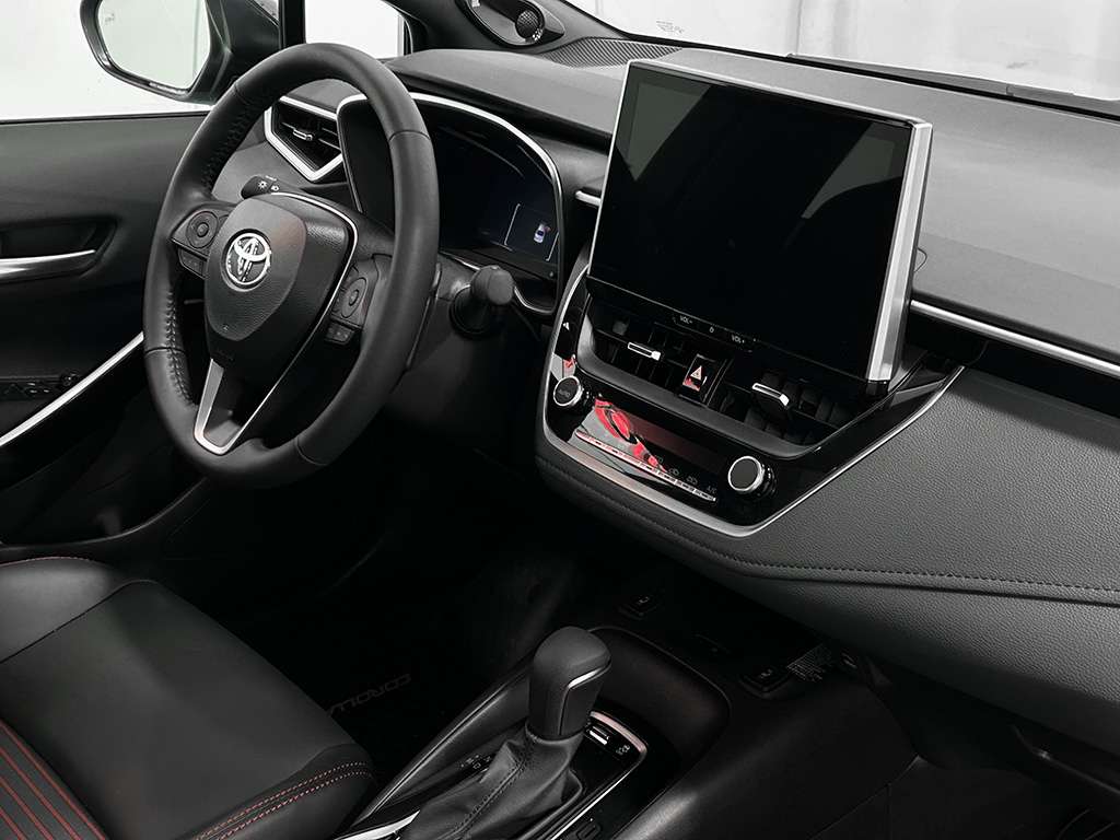 2025 Toyota Corolla - Image 65