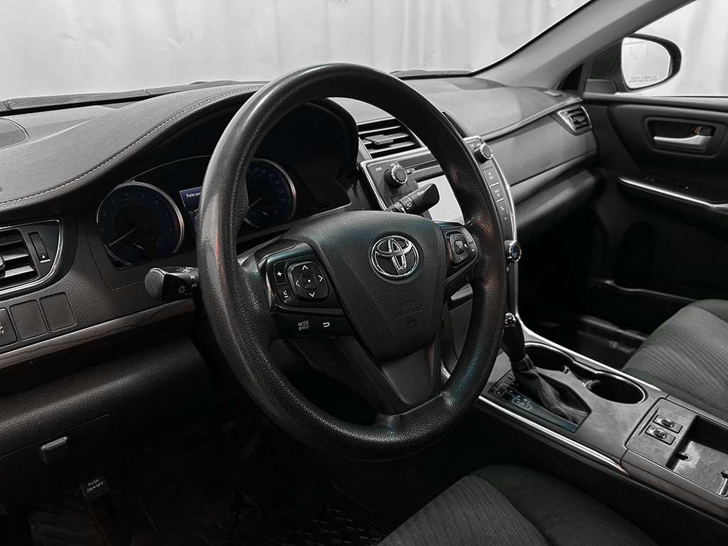 2017 Toyota Camry - Image 73