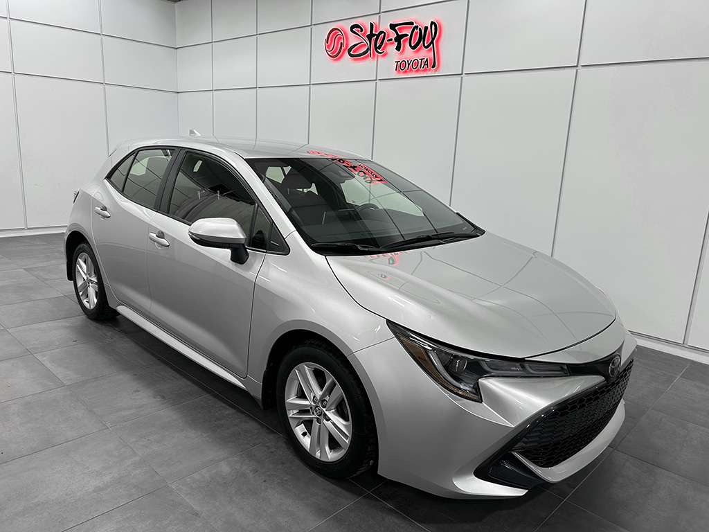 2020 Toyota Corolla Hatchback - Image 40