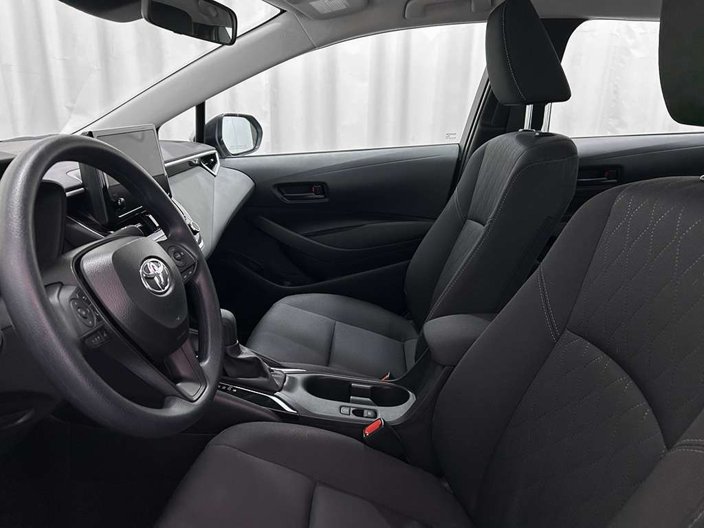 2025 Toyota Corolla - Image 48
